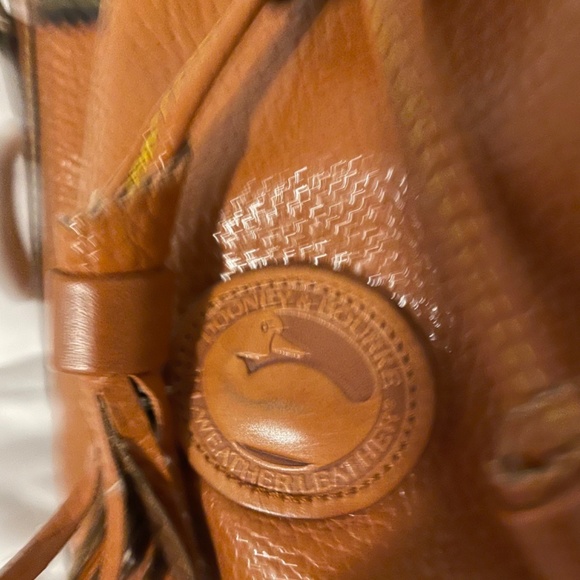 Dooney - Picture 3 of 3